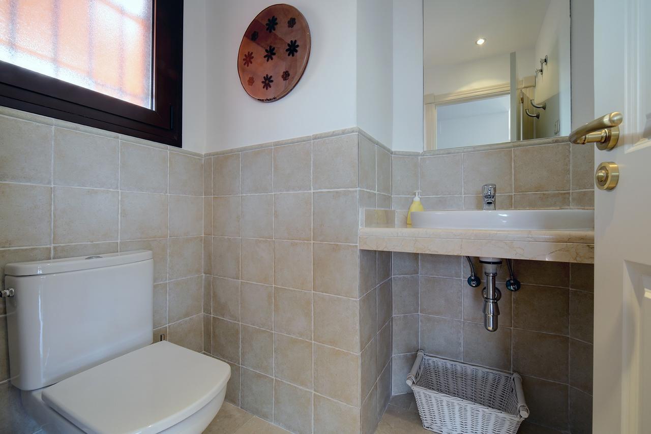 Ferienwohnung Jardines De Nueva Galera Cozy Penthouse Estepona Exterior foto