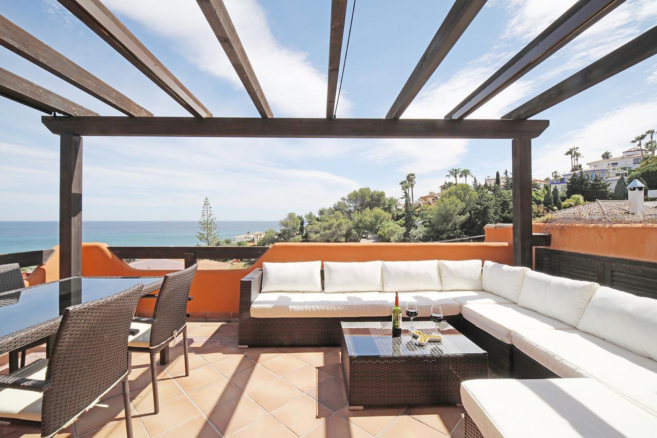 Ferienwohnung Jardines De Nueva Galera Cozy Penthouse Estepona Exterior foto