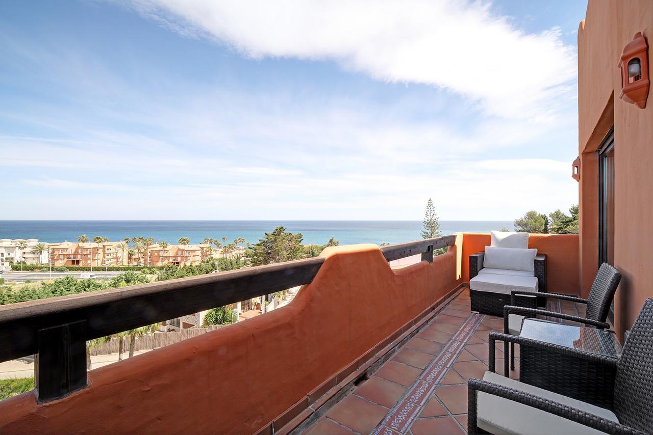 Ferienwohnung Jardines De Nueva Galera Cozy Penthouse Estepona Exterior foto