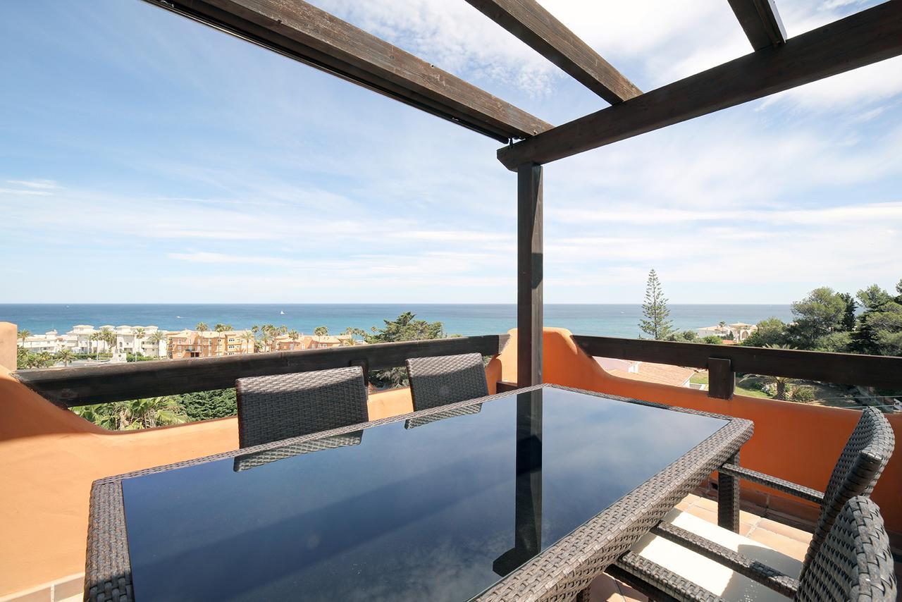 Ferienwohnung Jardines De Nueva Galera Cozy Penthouse Estepona Exterior foto